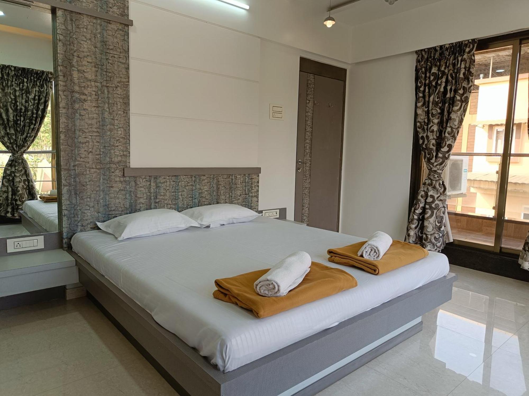Rain Mist 4Bhk Luxury Villa With Private Pool Lonavala Bagian luar foto