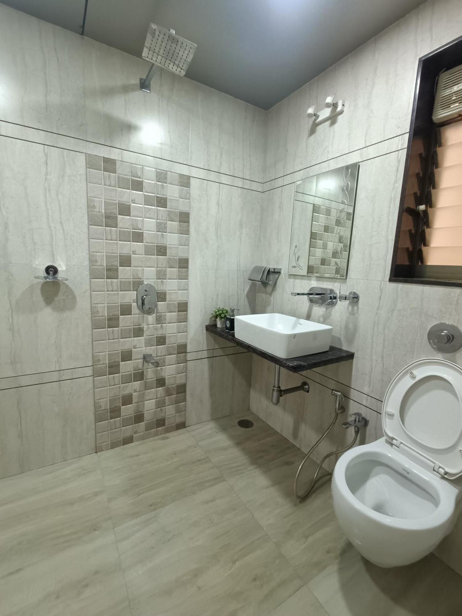Rain Mist 4Bhk Luxury Villa With Private Pool Lonavala Bagian luar foto